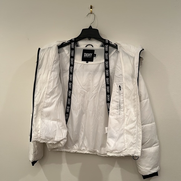 NWT DKNY Women's Sport Colorblock Logo Puffer W/Removeable Hood Down Alternative - Picture 8 of 13